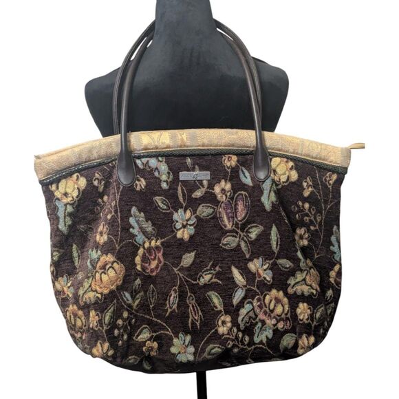 Isabella's Journey Tapestry Tote Bag - Picture 1 of 7